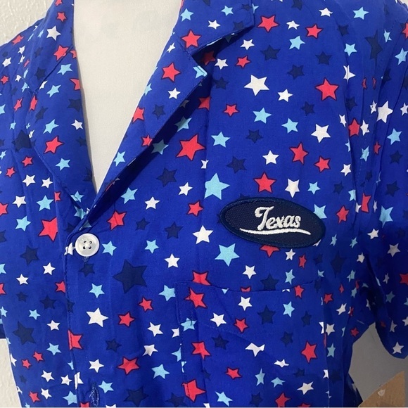 Home Free Colorful Stars Hawaiian Shirt Beach Short Sleeved Button-Up Small NWT - Picture 1 of 5